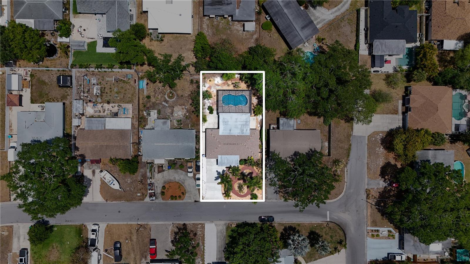 Image 43 of 46 For 5135 101st Street N