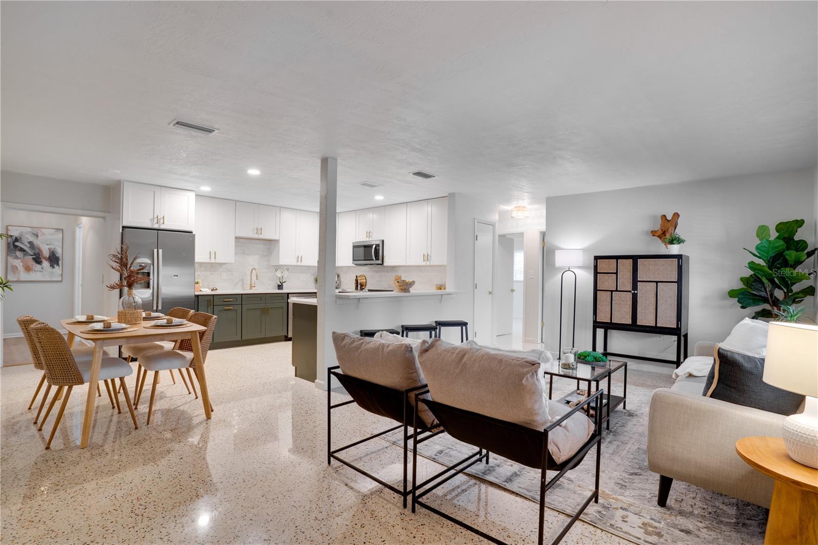 Image 7 of 46 For 5135 101st Street N