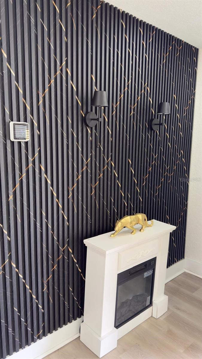 Image 4 of 23 For 2109 Navajo Avenue