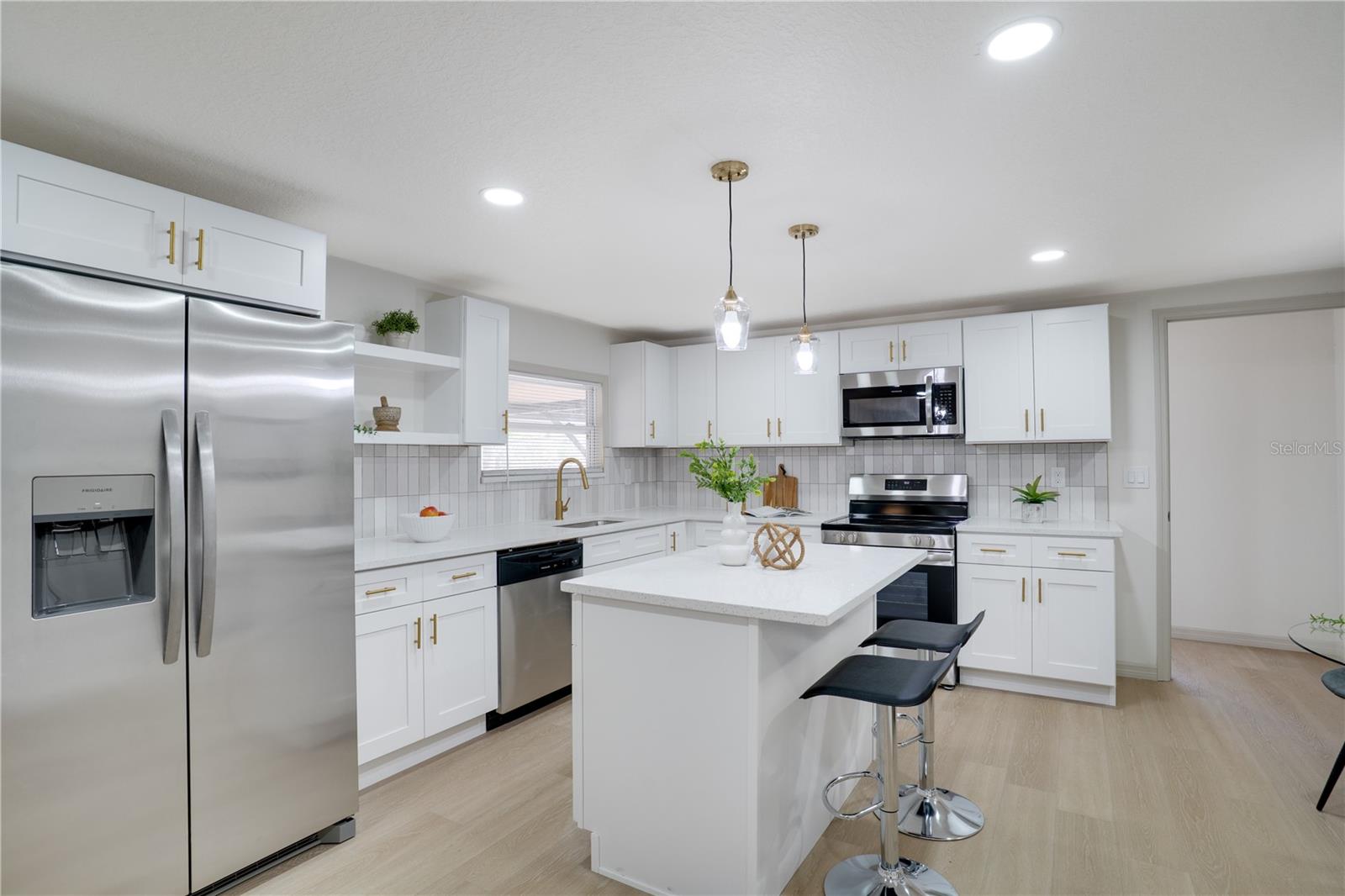 Image 10 of 36 For 5150 76th Street N