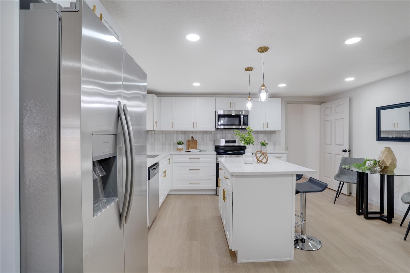 Image 11 of 36 For 5150 76th Street N