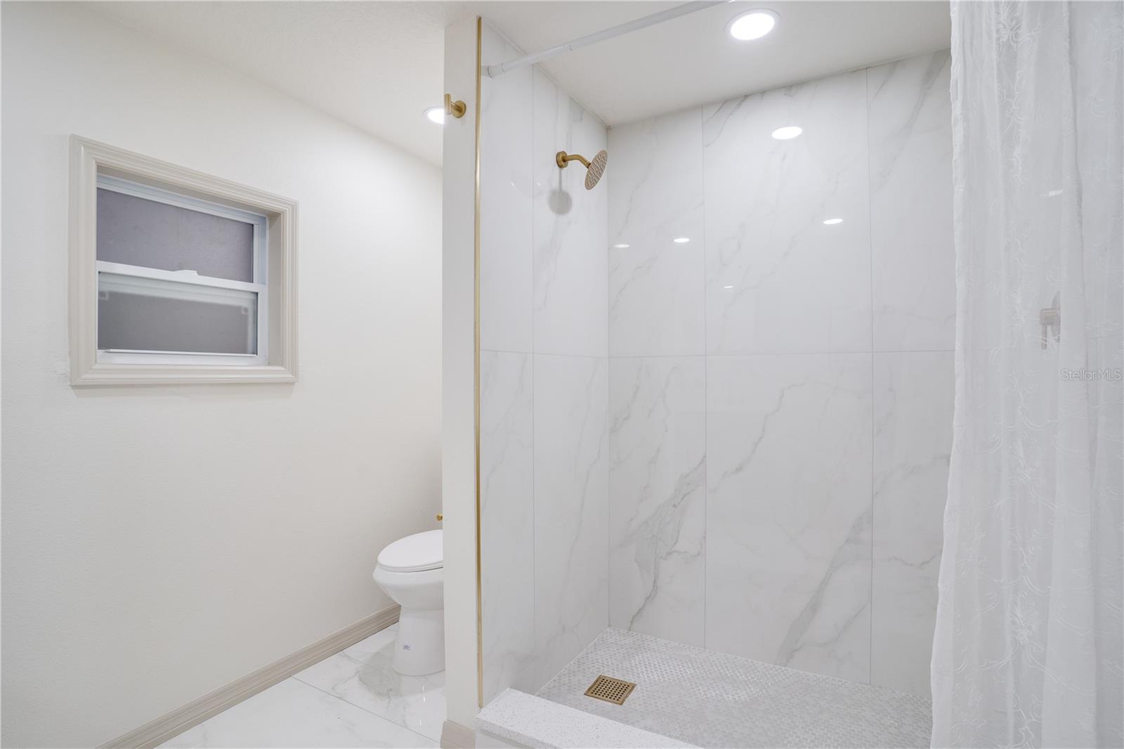 Image 28 of 36 For 5150 76th Street N