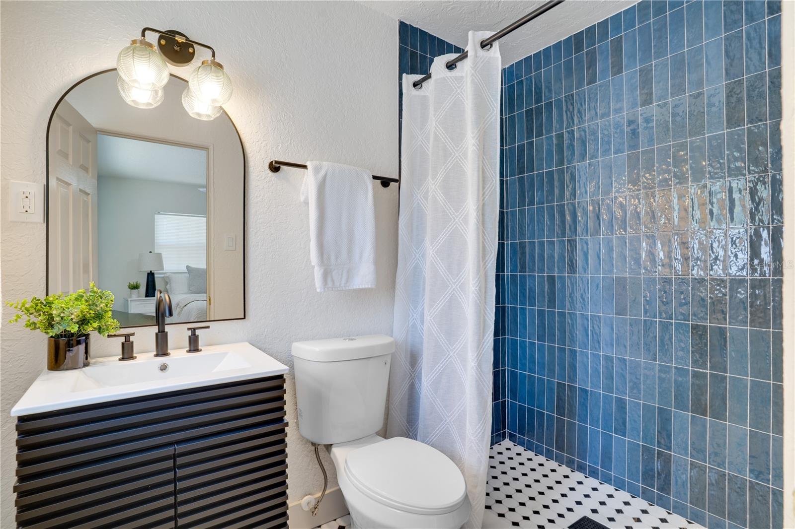 Image 18 of 31 For 6238 13th Avenue S