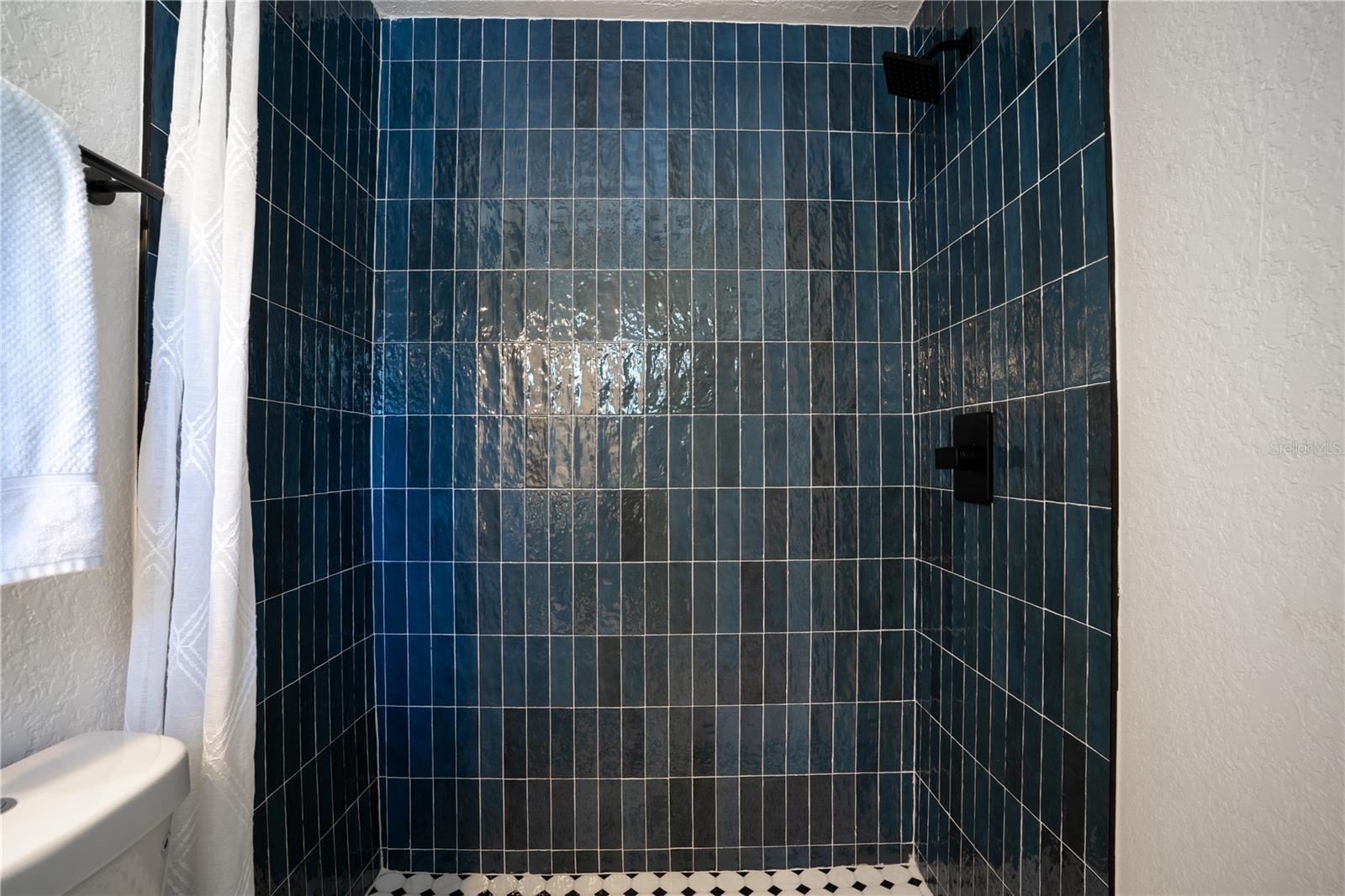 Image 19 of 31 For 6238 13th Avenue S