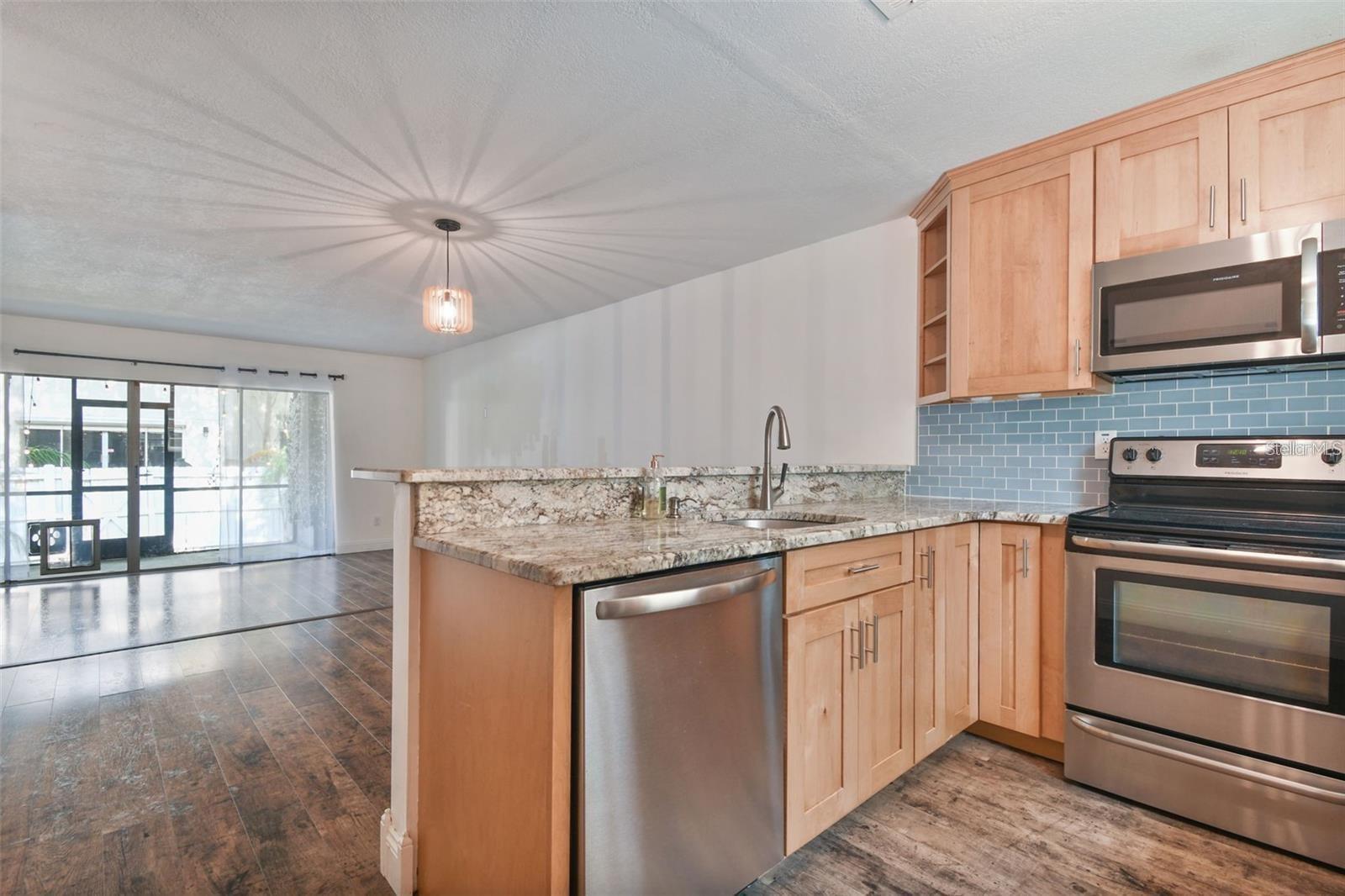 Image 14 of 39 For 4717 Vasconia Street