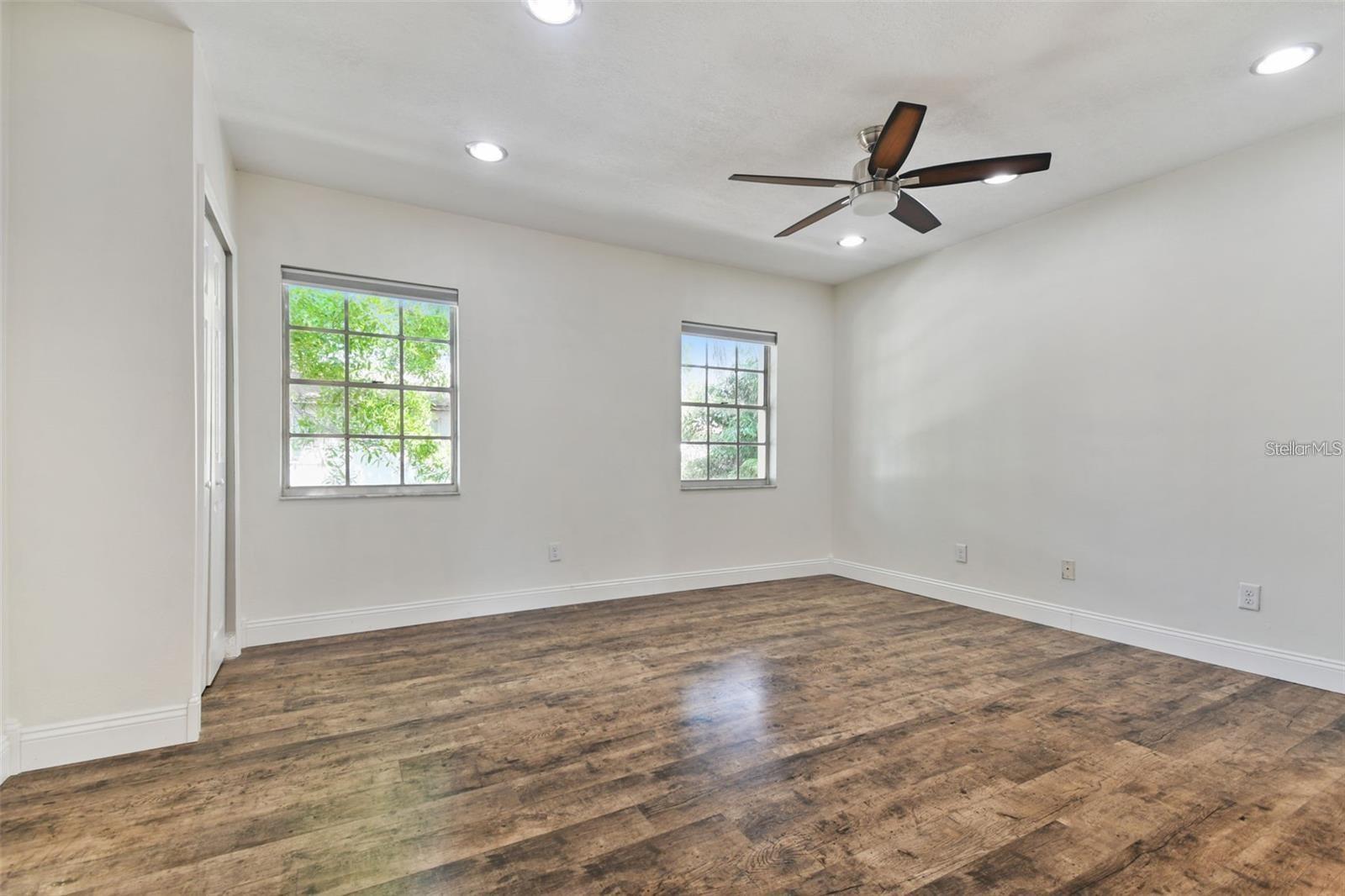 Image 27 of 39 For 4717 Vasconia Street