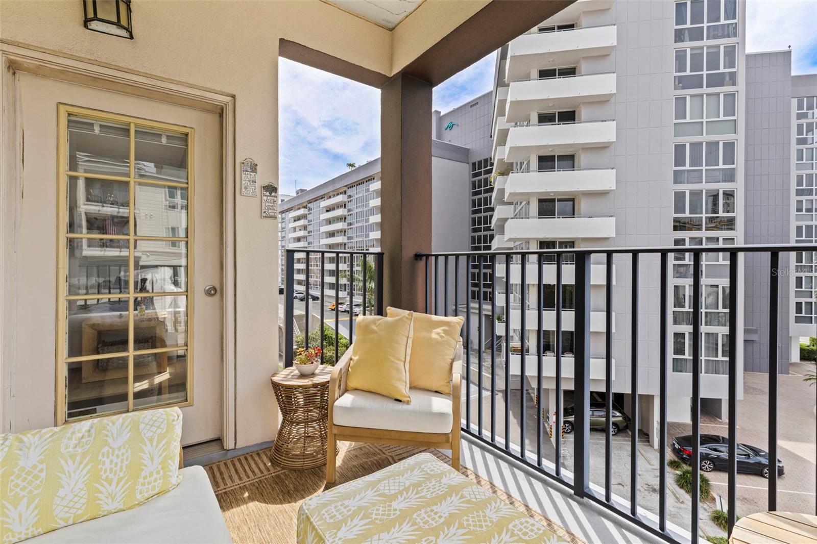 Image 16 of 38 For 200 4th Avenue S 321