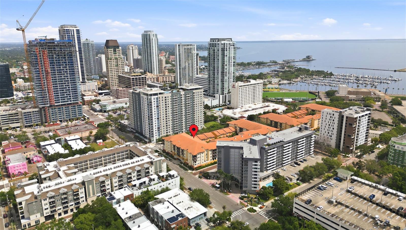 Image 29 of 38 For 200 4th Avenue S 321