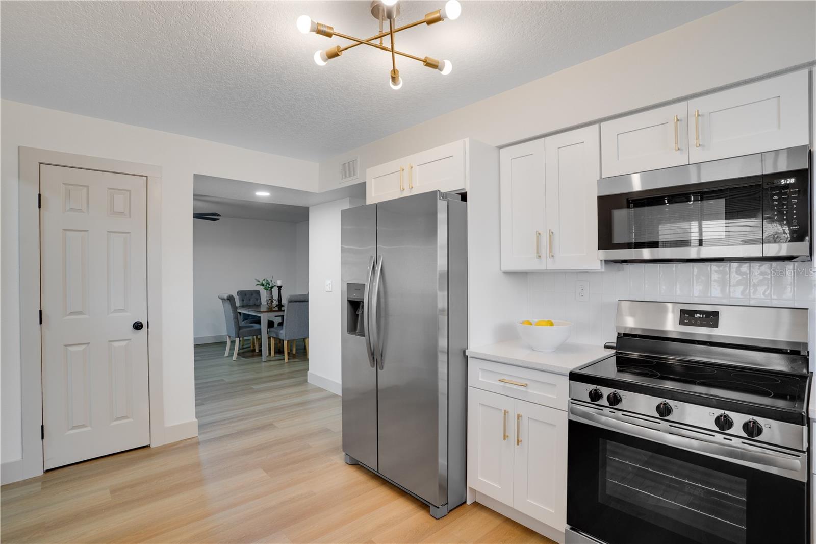 Image 14 of 38 For 1609 Council Drive