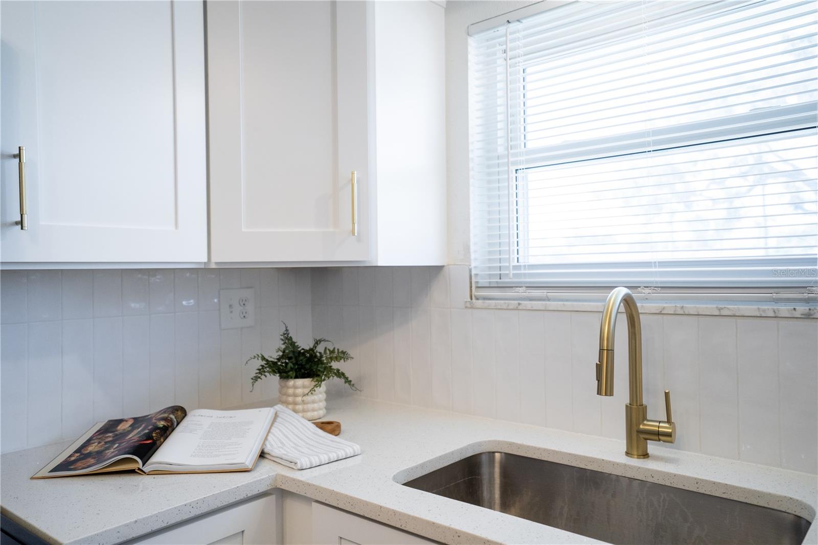 Image 15 of 38 For 1609 Council Drive