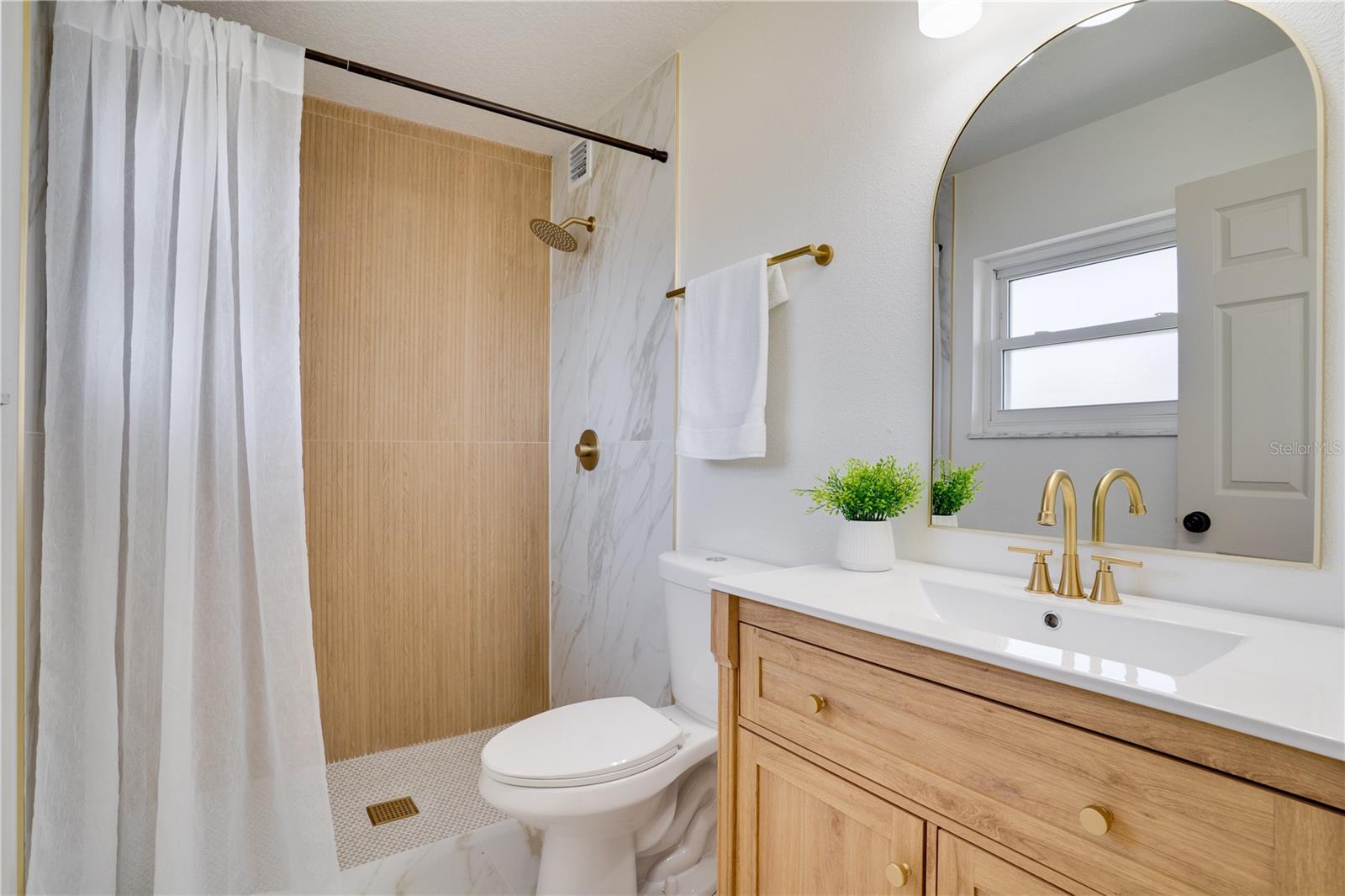 Image 20 of 38 For 1609 Council Drive