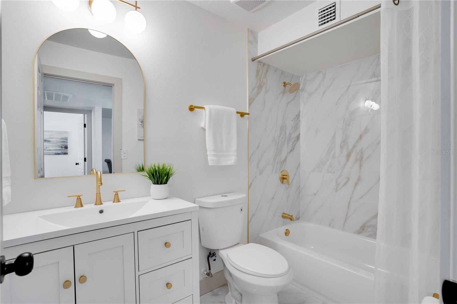 Image 25 of 38 For 1609 Council Drive