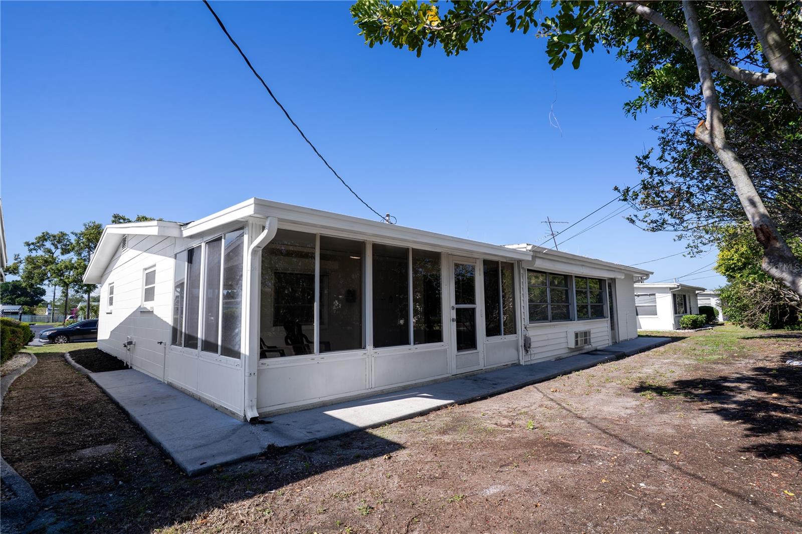 Image 32 of 38 For 1609 Council Drive