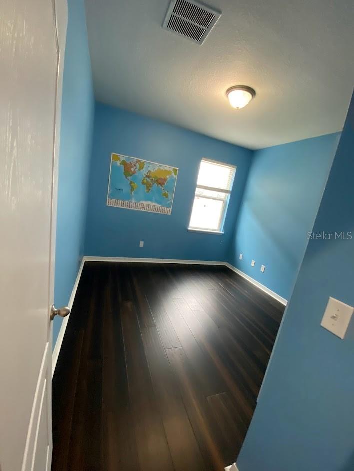 Image 29 of 47 For 12311 Fairlawn Drive