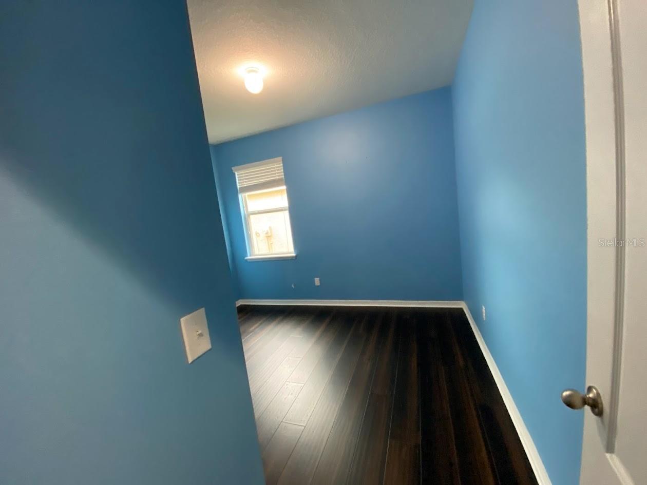 Image 33 of 47 For 12311 Fairlawn Drive