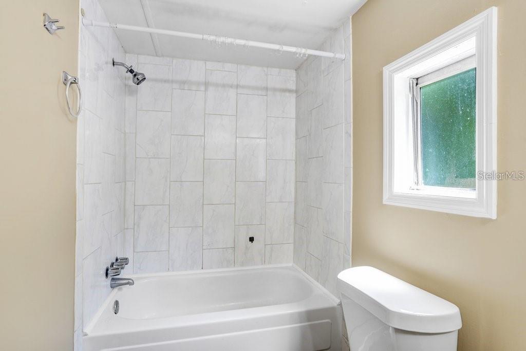 Image 29 of 46 For 14606 Coral Drive