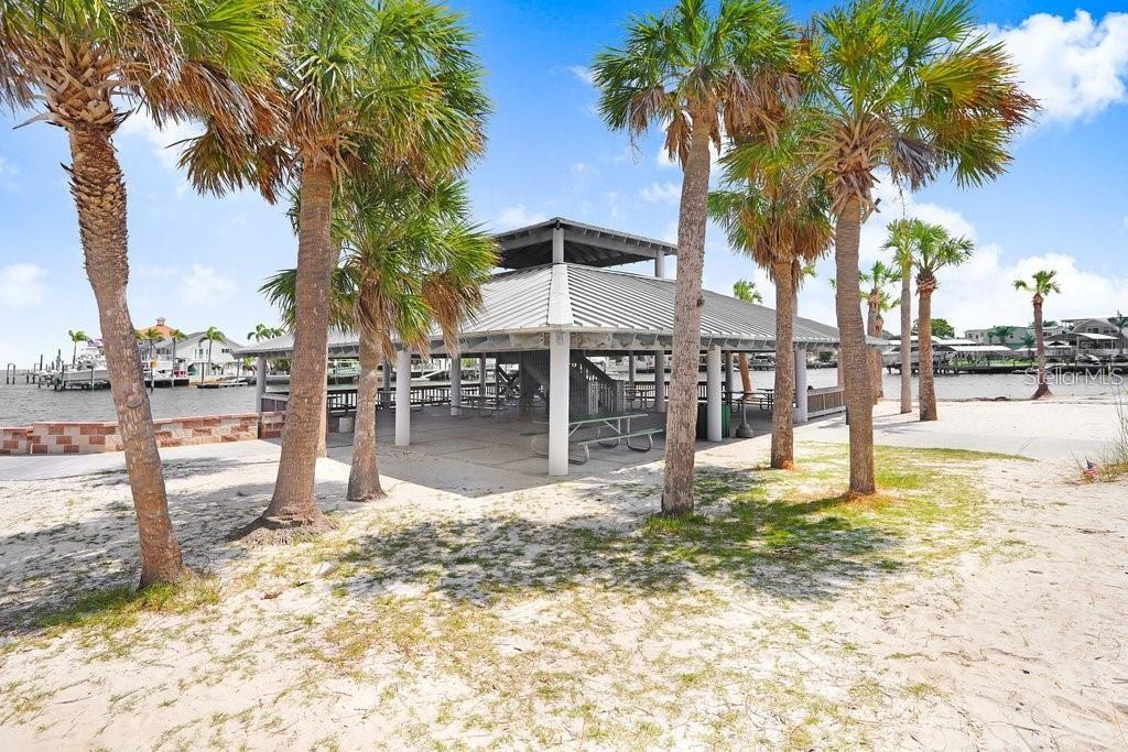 Image 37 of 46 For 14606 Coral Drive