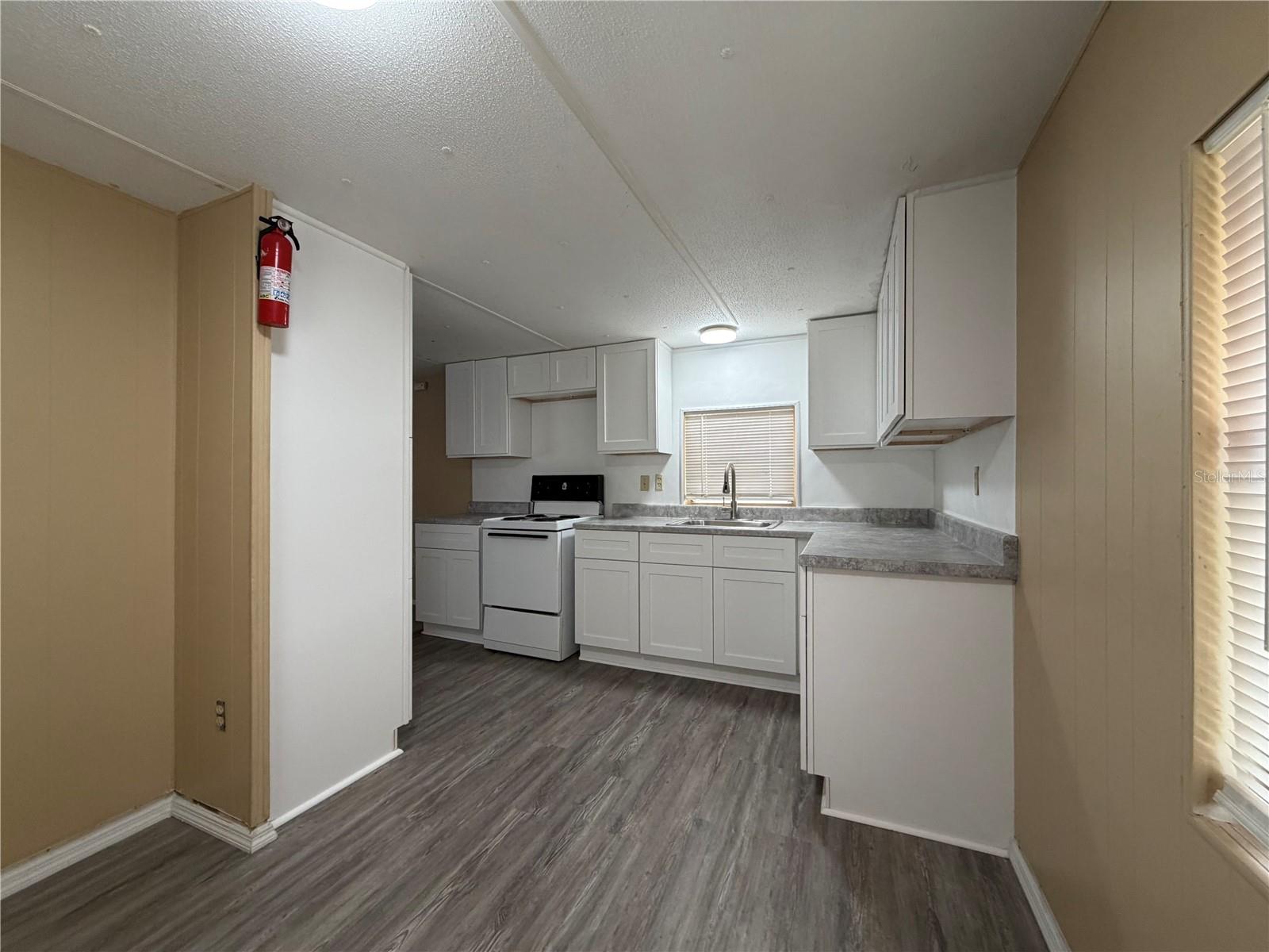 Image 12 of 48 For 14610 Coral Drive