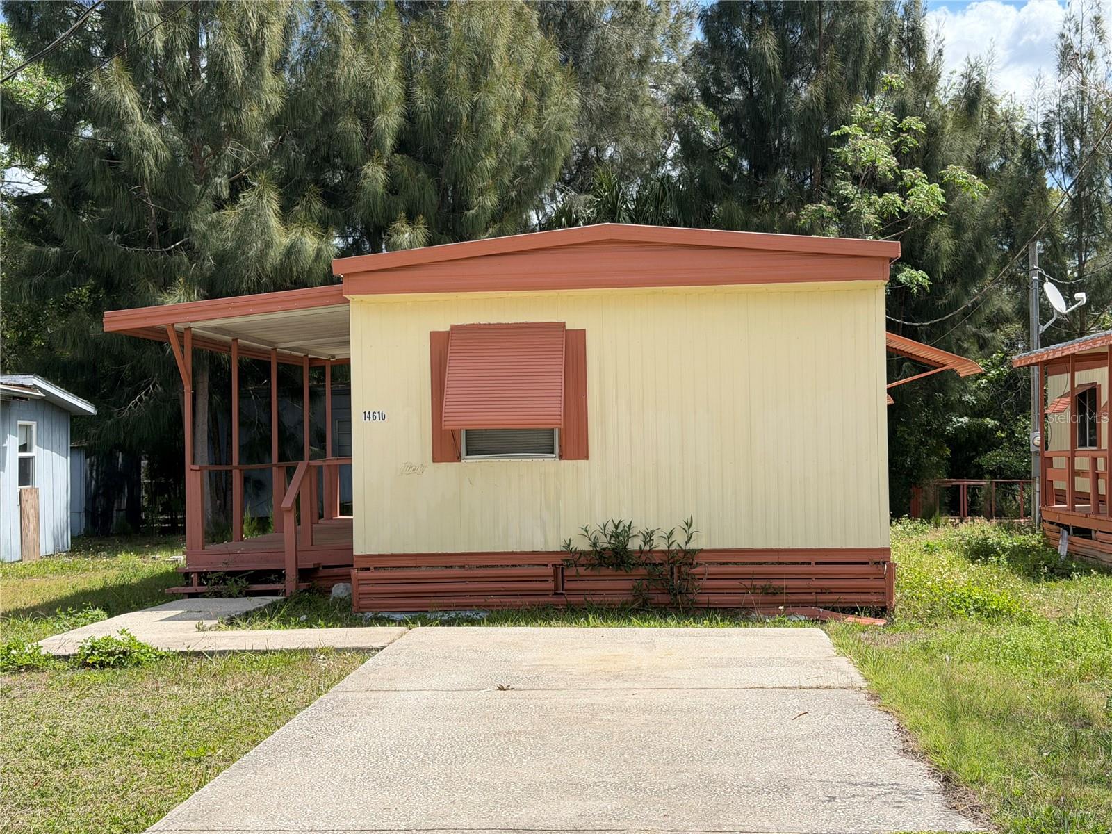 Image 4 of 48 For 14610 Coral Drive