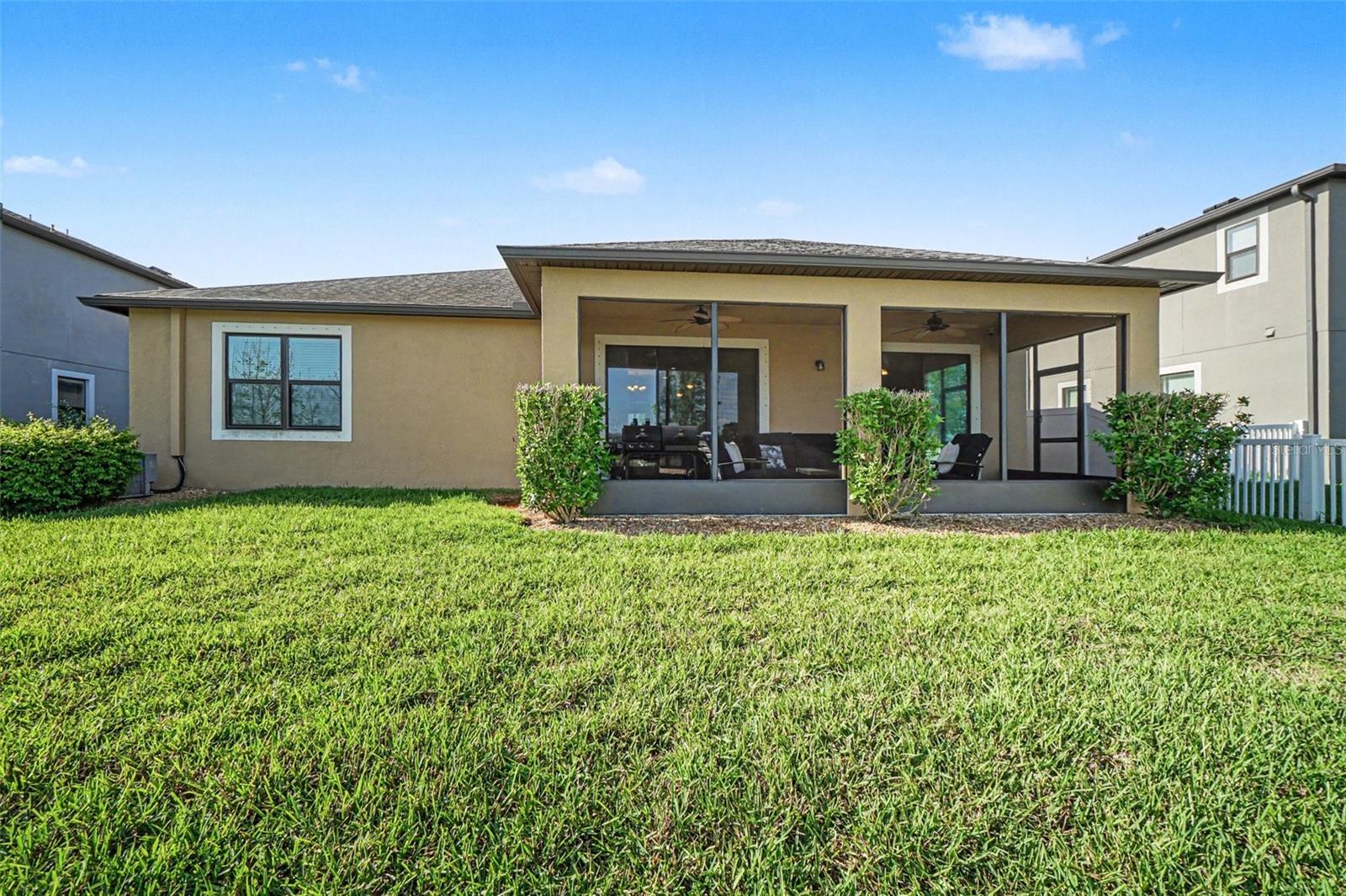 Listing photo id 24 for 11428 Carlton Fields Drive