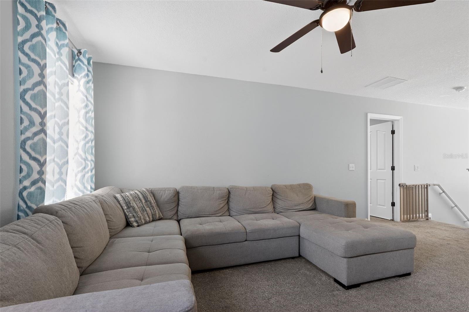 Listing photo id 21 for 17517 Glenapp Drive