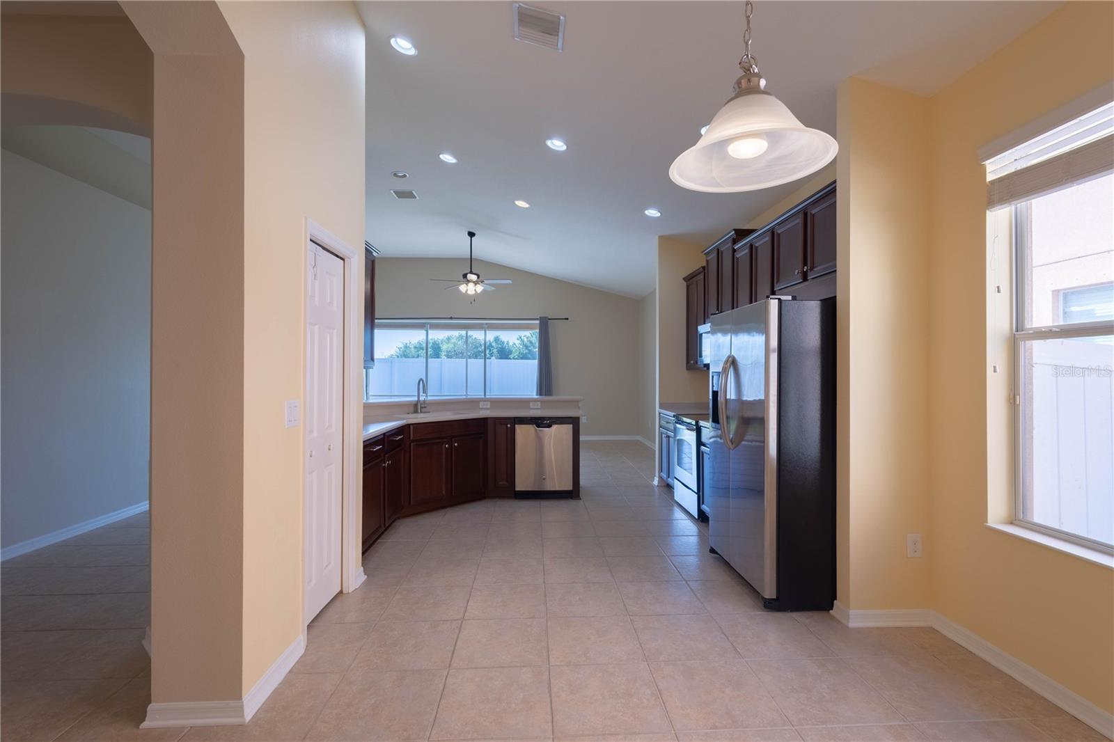 Image 13 of 42 For 7562 Forest Mere Drive