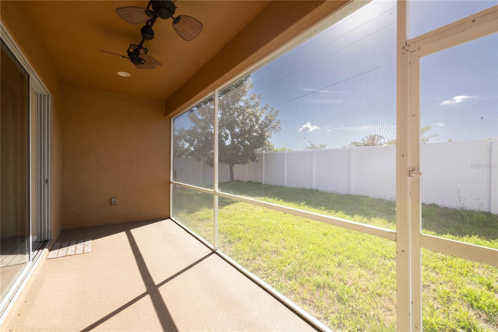 Image 25 of 42 For 7562 Forest Mere Drive