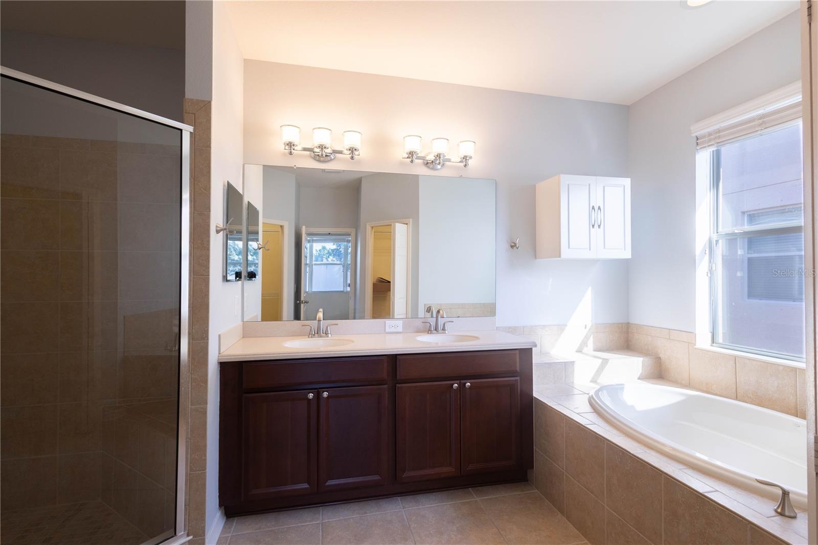 Image 29 of 42 For 7562 Forest Mere Drive