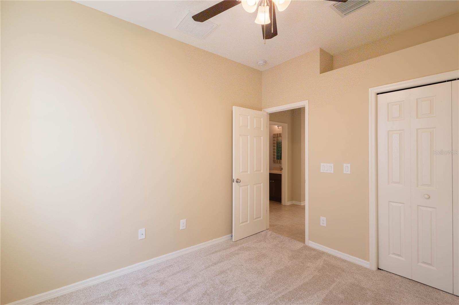 Image 41 of 42 For 7562 Forest Mere Drive