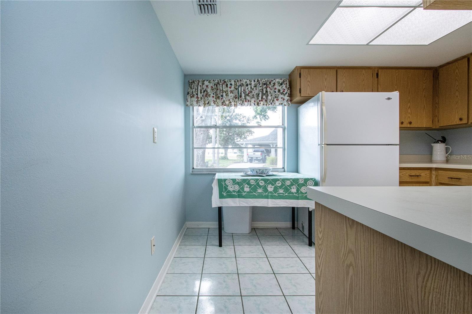 Image 16 of 59 For 2017 Hullhouse Drive 351