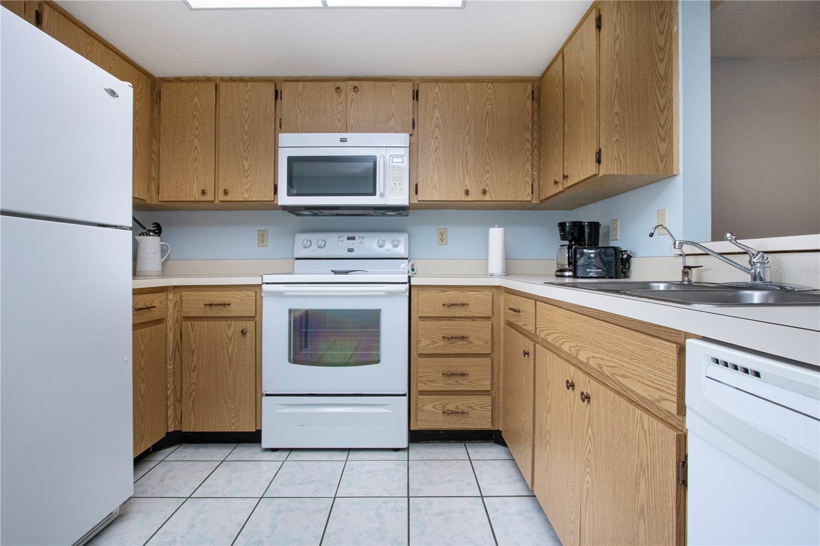 Image 19 of 59 For 2017 Hullhouse Drive 351