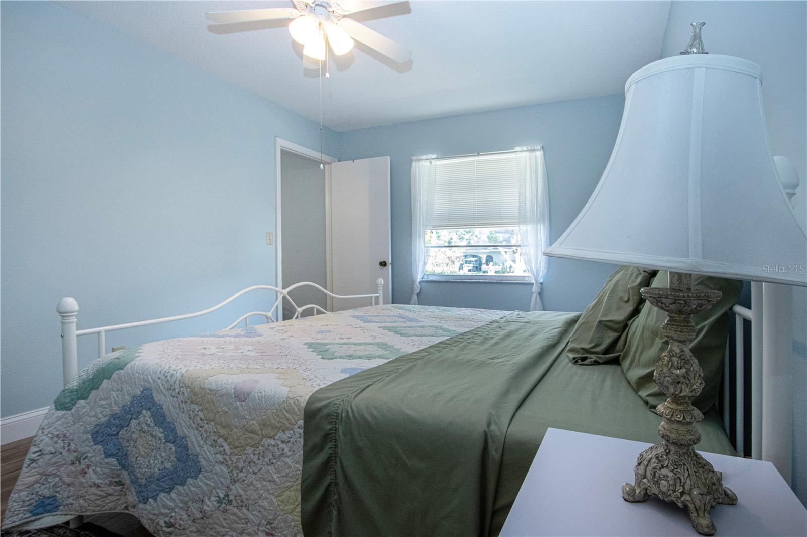 Image 20 of 59 For 2017 Hullhouse Drive 351