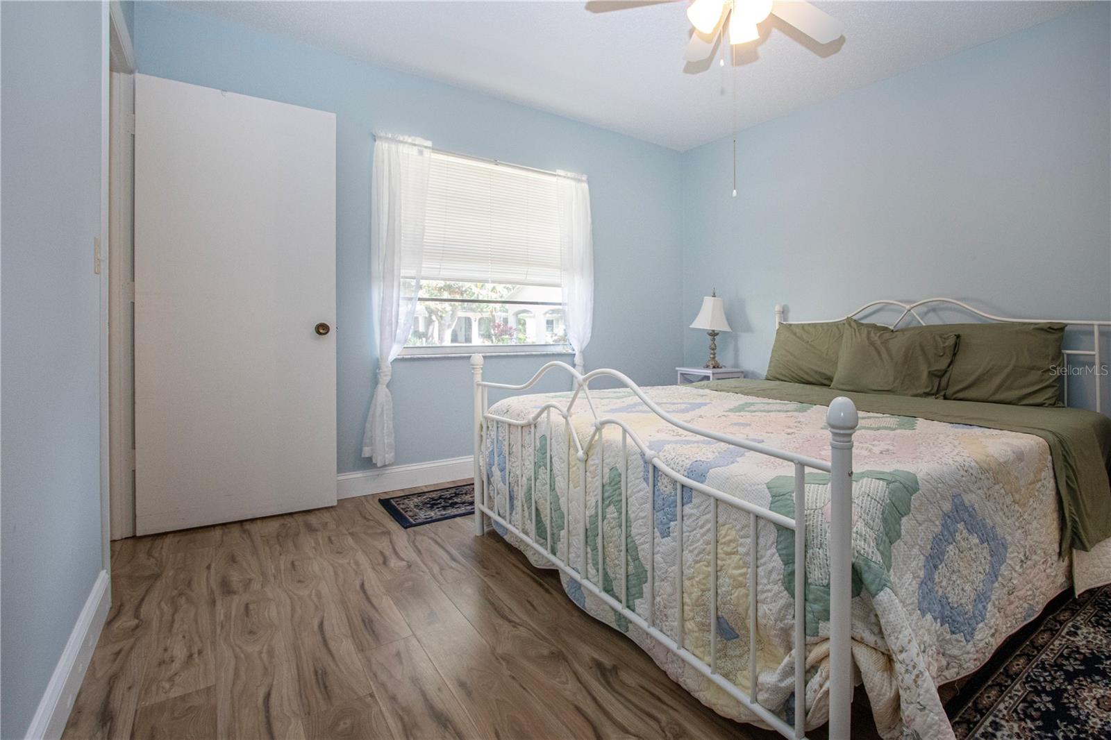 Image 4 of 59 For 2017 Hullhouse Drive 351