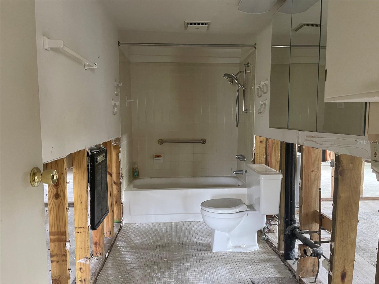 Image 10 of 33 For 14612 Coral Drive