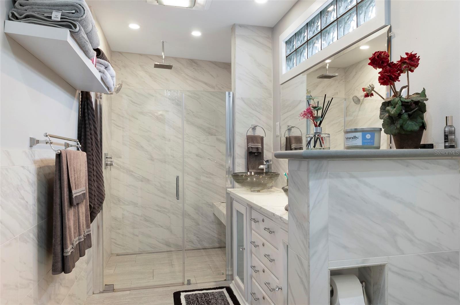 Image 23 of 38 For 4526 1st Avenue N