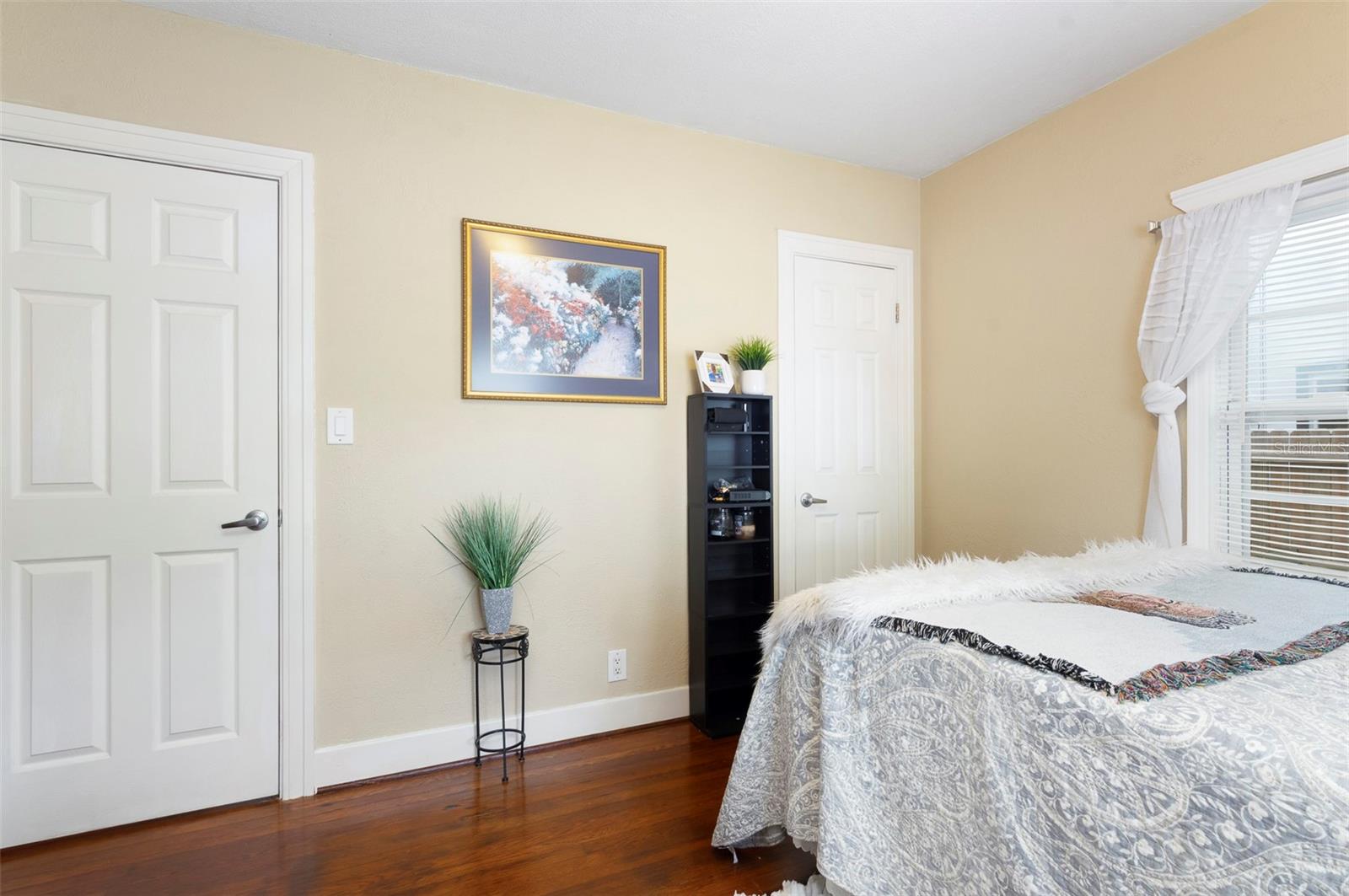 Image 26 of 38 For 4526 1st Avenue N