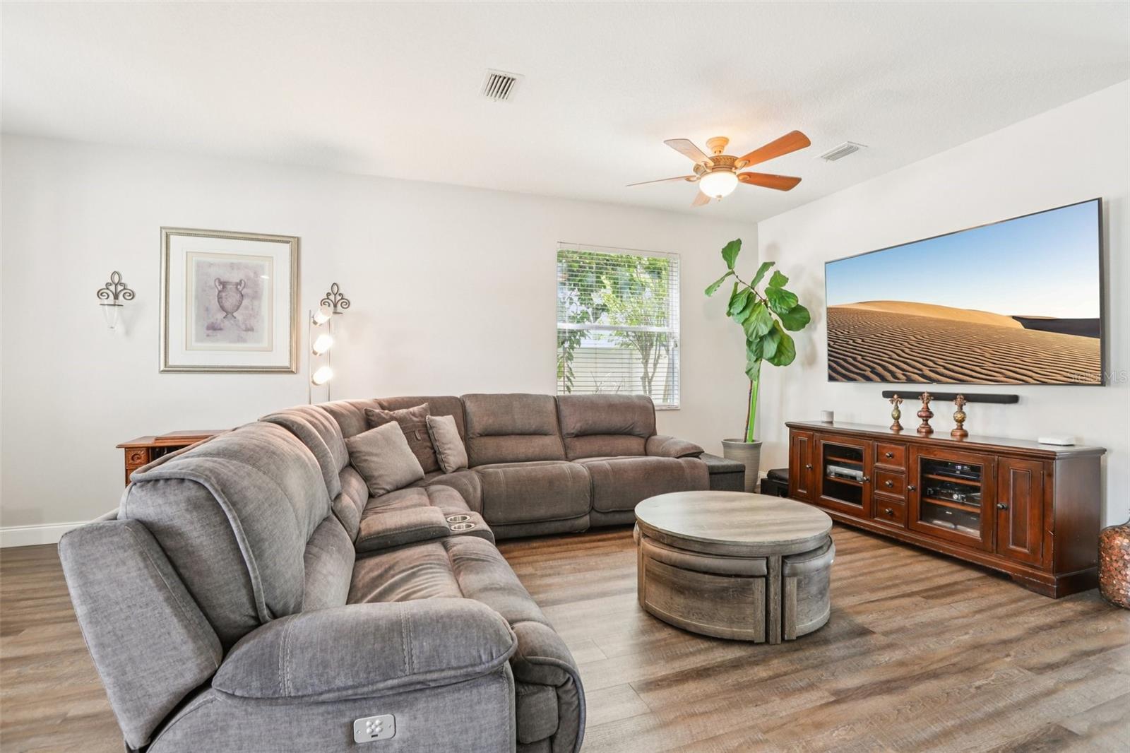 Image 15 of 80 For 5504 Lake Leta Boulevard