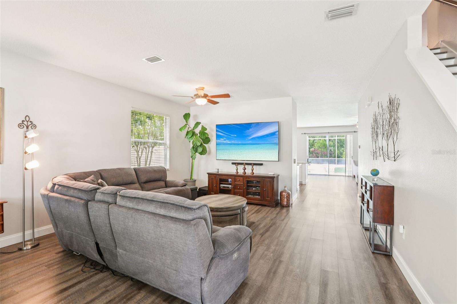 Image 16 of 80 For 5504 Lake Leta Boulevard