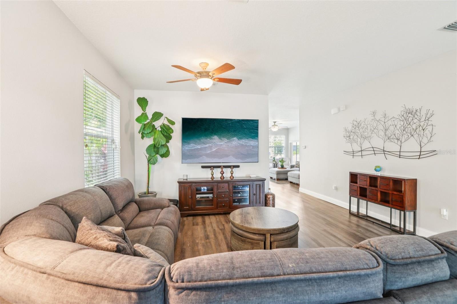 Image 17 of 80 For 5504 Lake Leta Boulevard