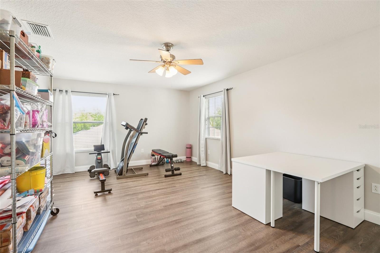 Image 40 of 80 For 5504 Lake Leta Boulevard