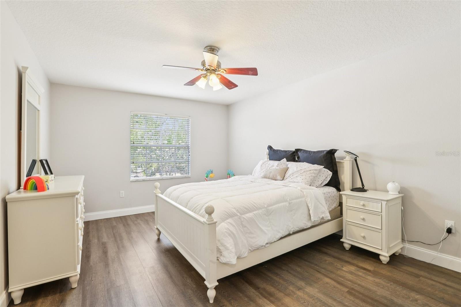 Image 46 of 80 For 5504 Lake Leta Boulevard