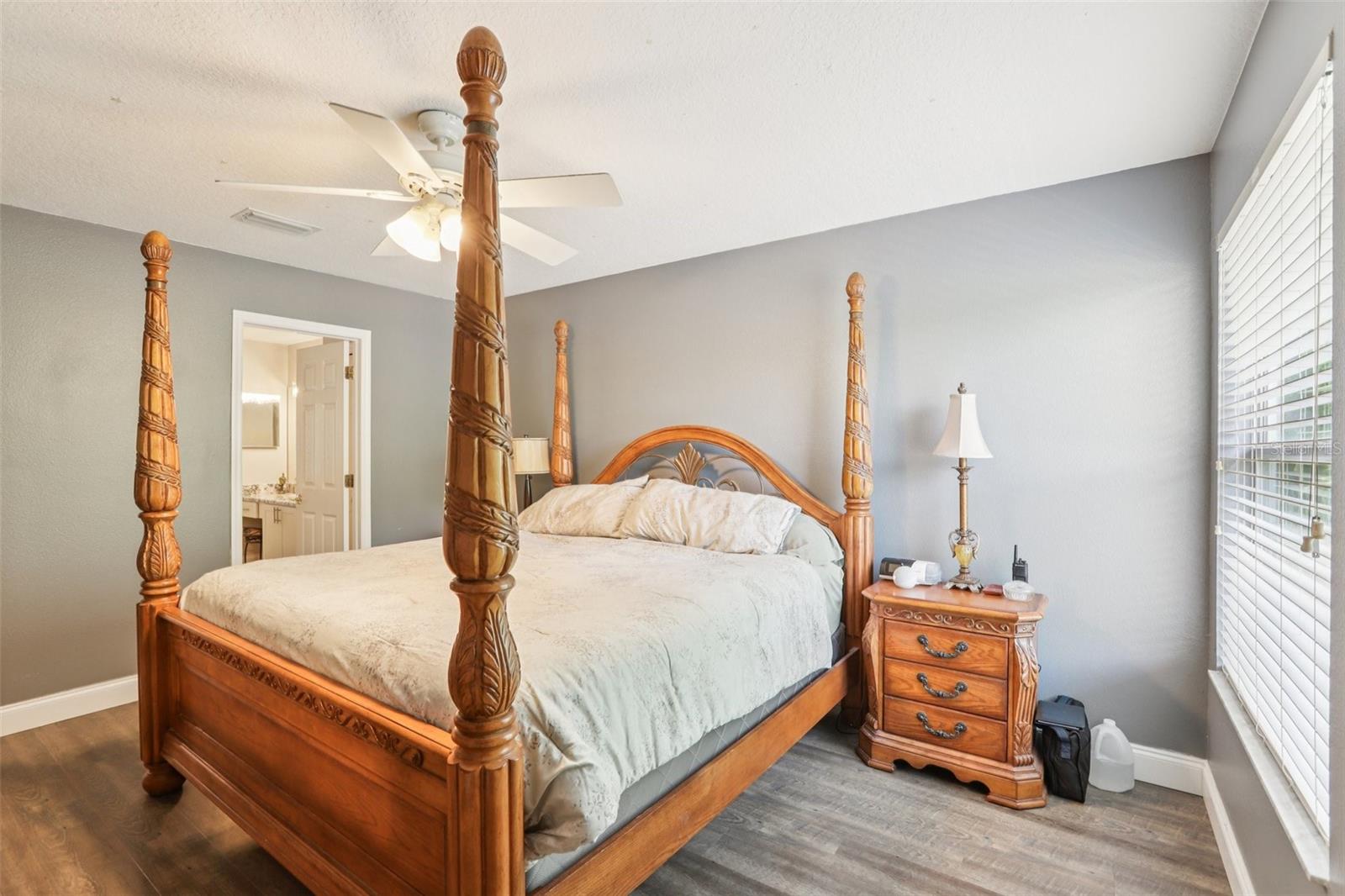 Image 51 of 80 For 5504 Lake Leta Boulevard