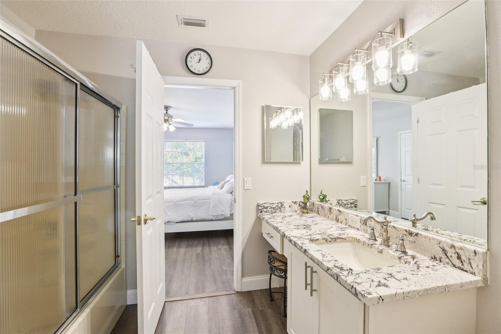 Image 52 of 80 For 5504 Lake Leta Boulevard