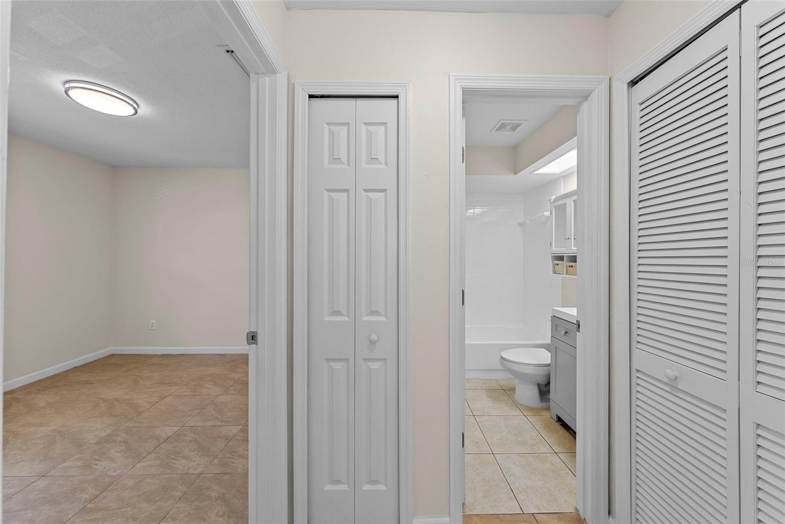 Image 15 of 22 For 3840 34th Avenue S 102