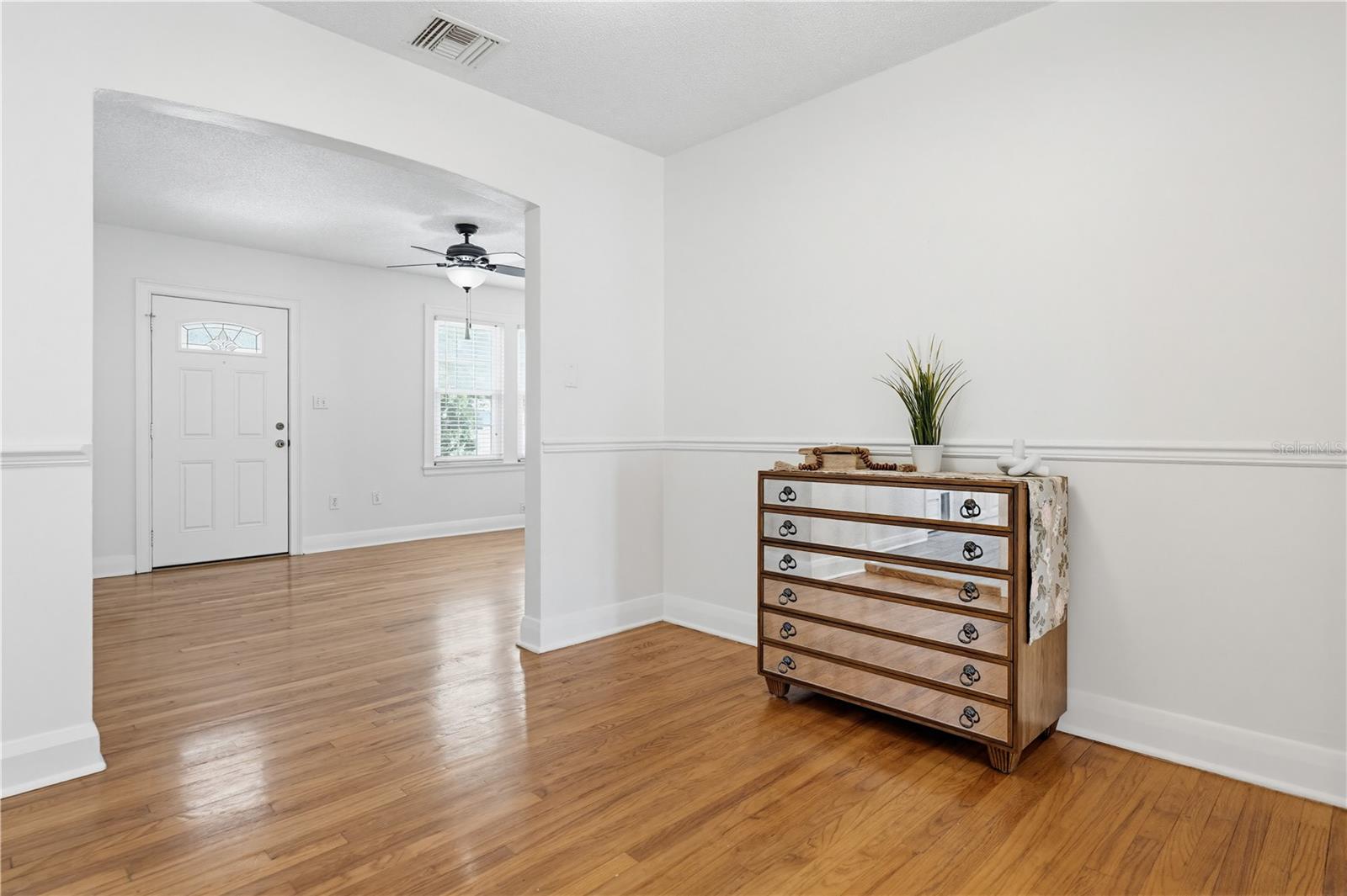 Image 10 of 45 For 112 Himes Avenue