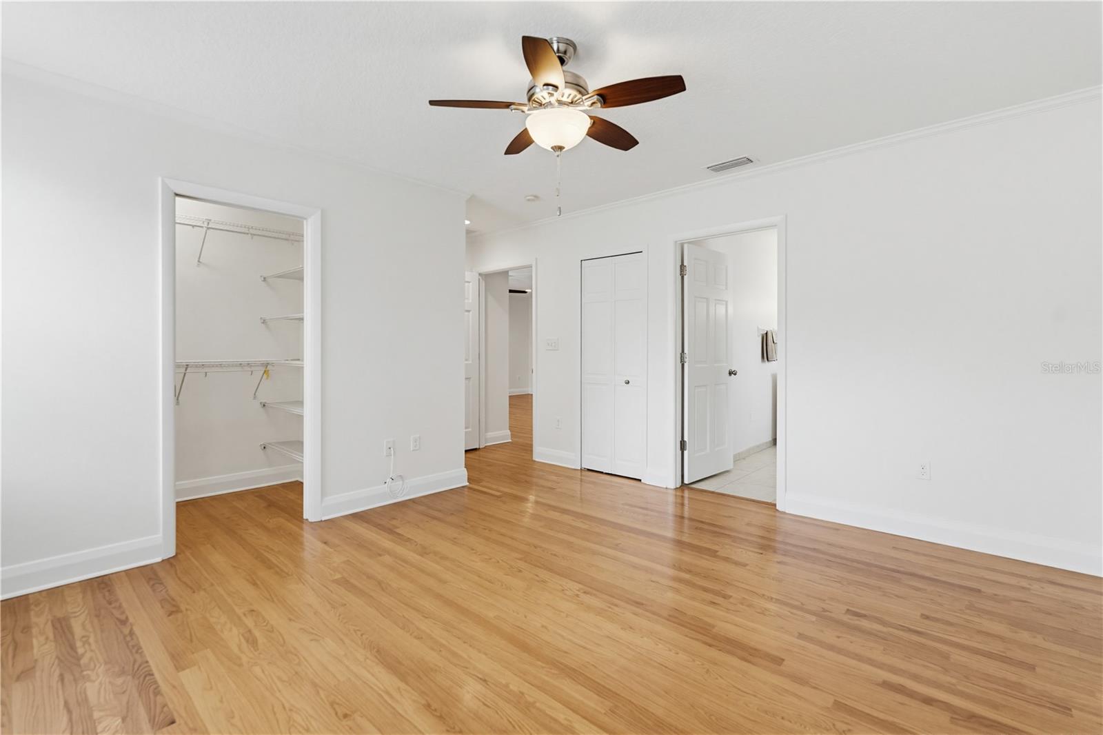 Image 16 of 45 For 112 Himes Avenue