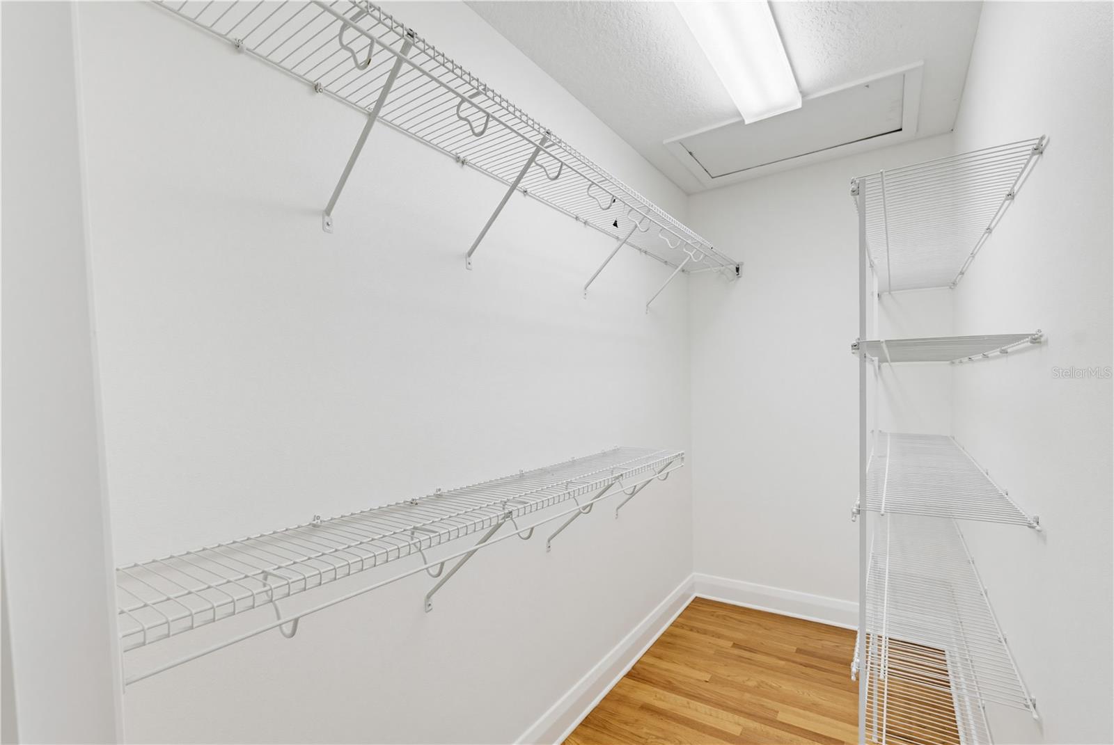 Image 18 of 45 For 112 Himes Avenue