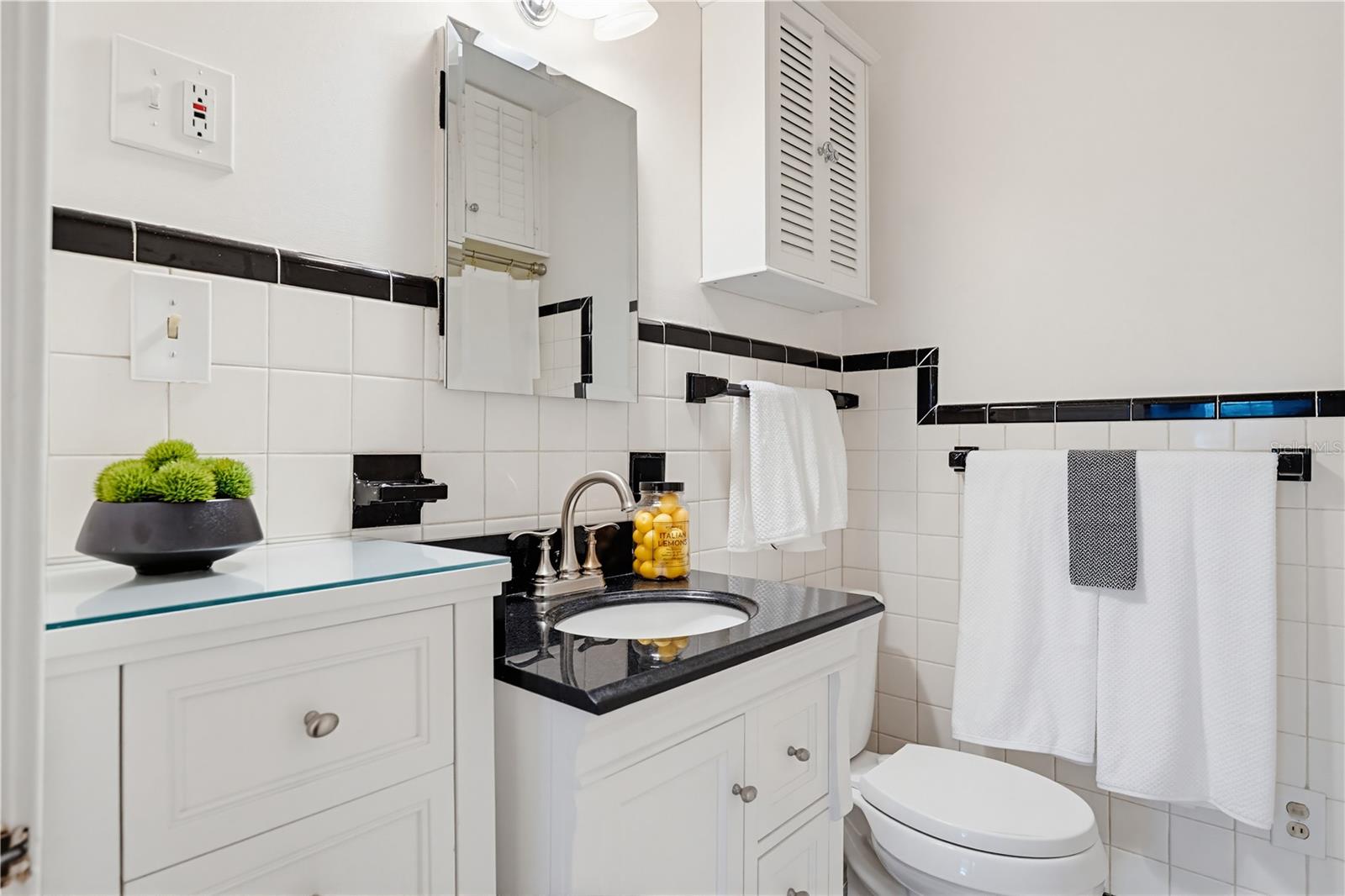 Image 27 of 45 For 112 Himes Avenue