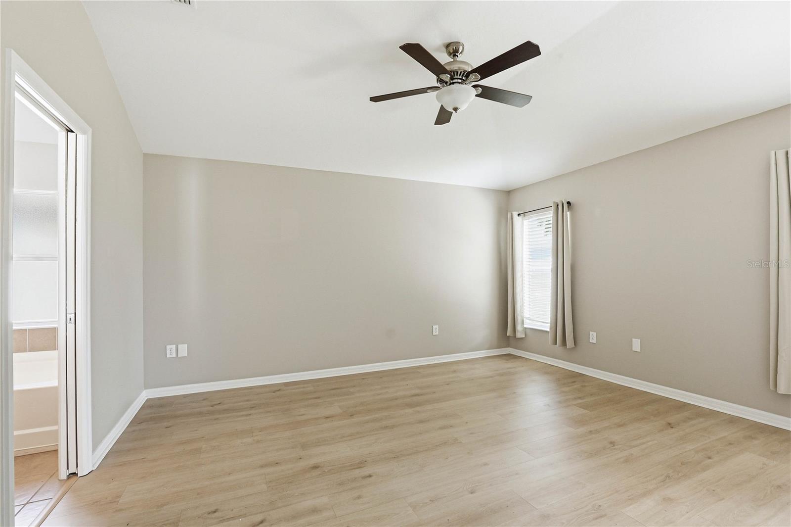 Image 26 of 60 For 34139 Spring Oak Trail