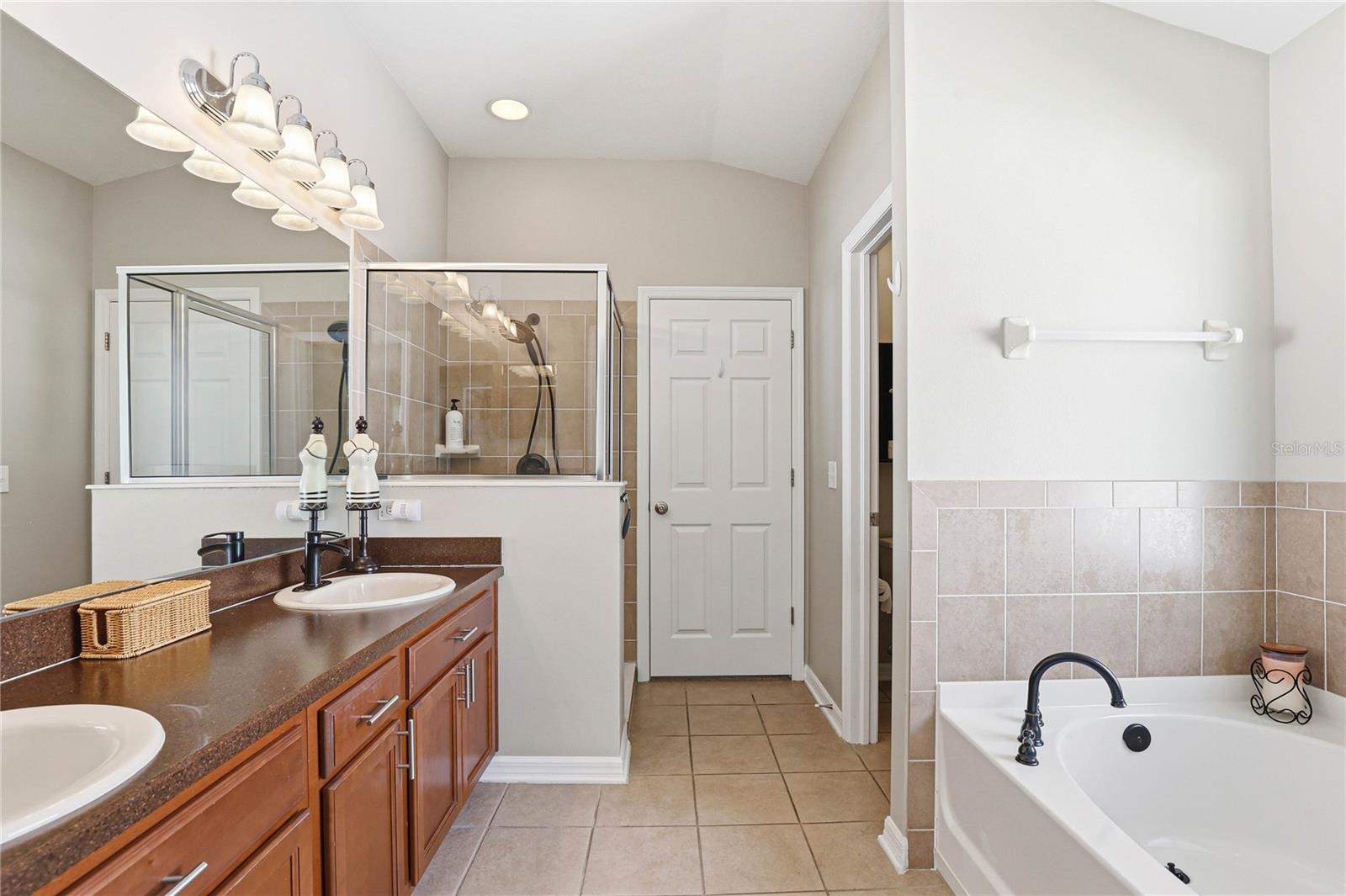 Image 29 of 60 For 34139 Spring Oak Trail